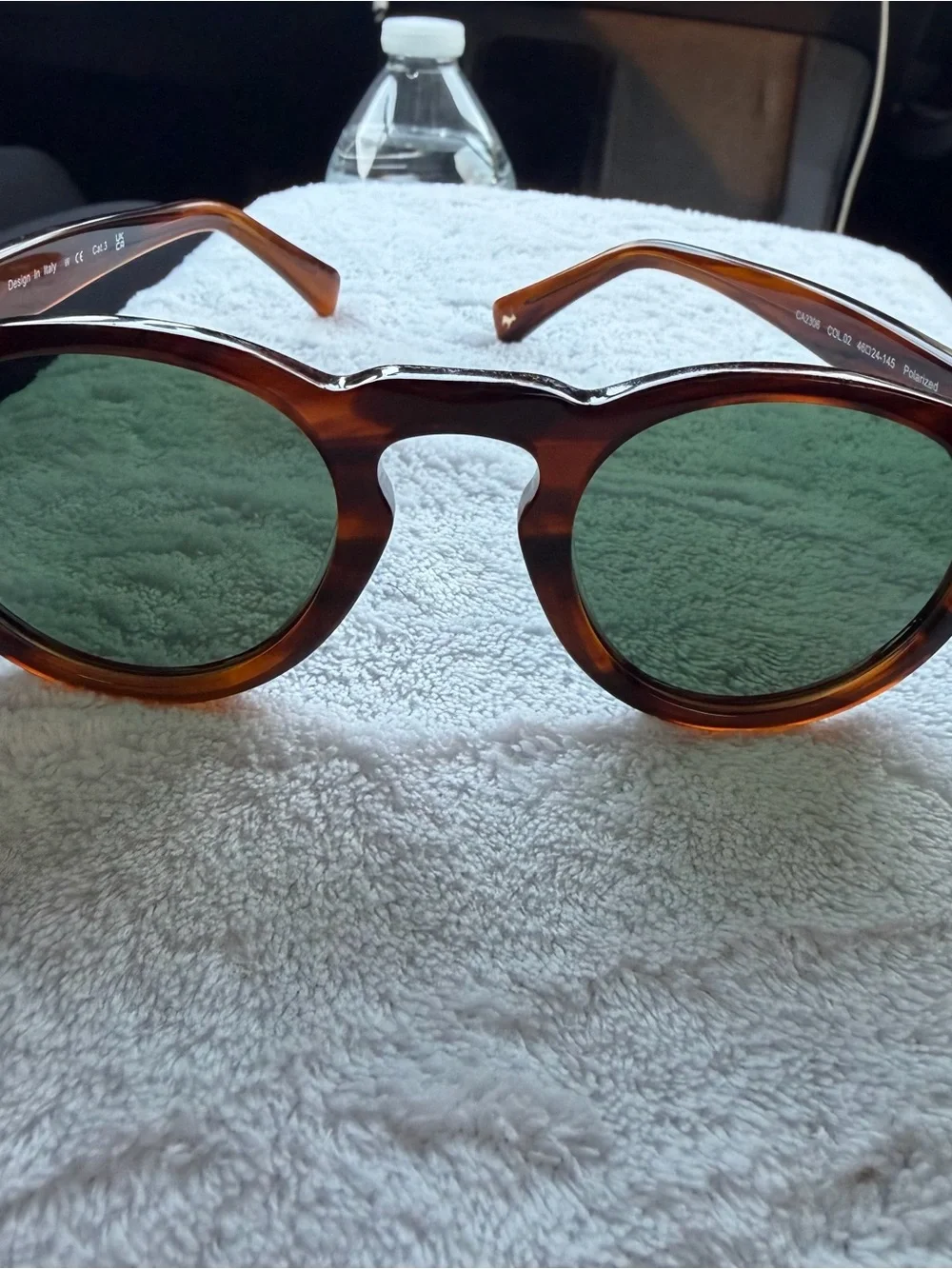N/A stylish tortoiseshell